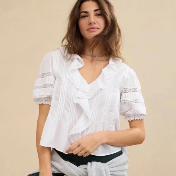 Aerie Short Sleeve Ruffle Lace Blouse in White - Picture 1 of 4